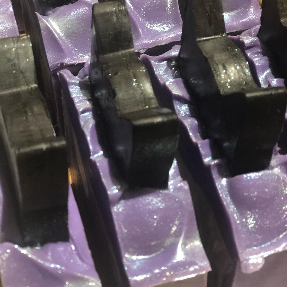 🧼Salem artisan seasonal soap snow witch scent🧼 - Picture 11 of 11